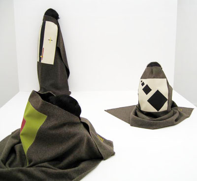 <i>Bauhaus</i>, exhibition view, Parker's Box, 2006, installation with three mannequins: resin, military blanket, photo credit: Claire Lesteven
