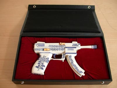 Charles Krafft, <i>Von Dutch Smith and Wesson</i>, 2003, porcelain