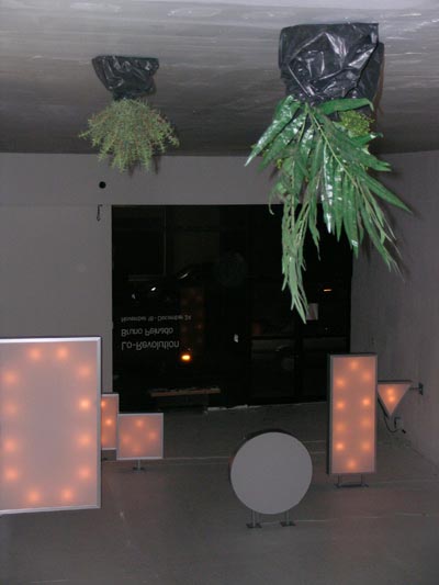 <i>Nom ad's land</i>, 2005; <i>Silent Titanium Bilboards</i>, 2005, installation, light equipment (aluminium, plexiglass, bulbs)